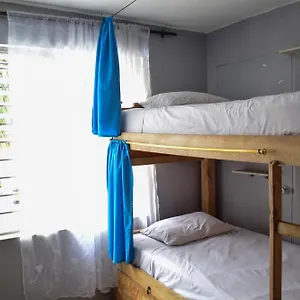 Pensión Almanik Viajero, Medellín
